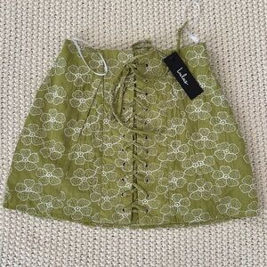 NWT Lulu's Green Floral Lace-Up Mini Skirt